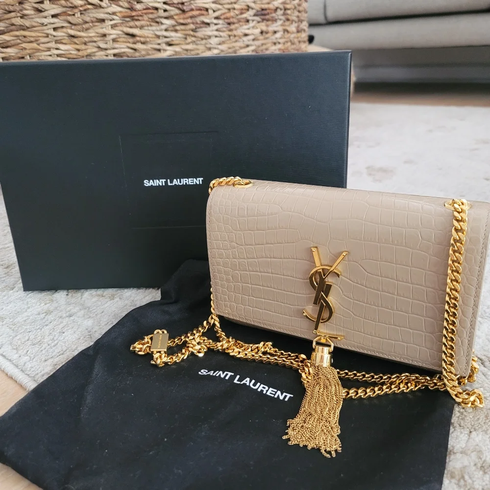 YSL　ストローバッグ ゴールドチェーン Yves Saint Laurent | Bags | Saint Laurent Kate Small Chain Bag